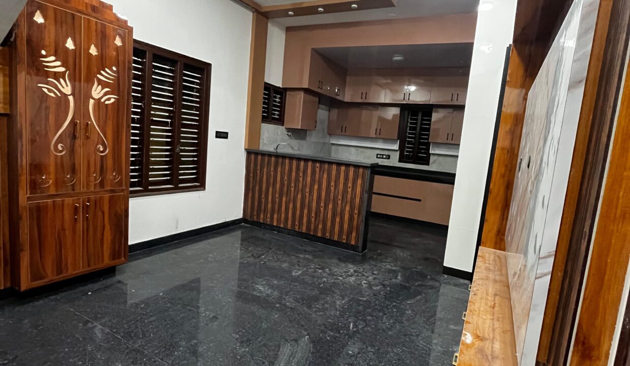 WhatsApp Image 2025-11-23 at 4.16.23 PM (1)