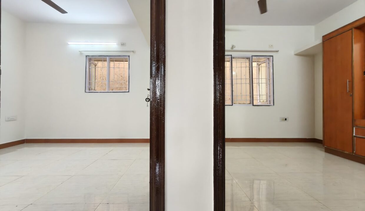 WhatsApp Image 2025-11-26 at 11.37.02 AM (1)