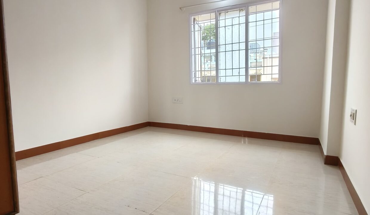 WhatsApp Image 2025-11-26 at 11.37.06 AM (1)