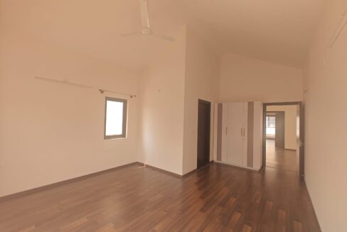 WhatsApp Image 2025-11-26 at 4.31.27 PM (1)