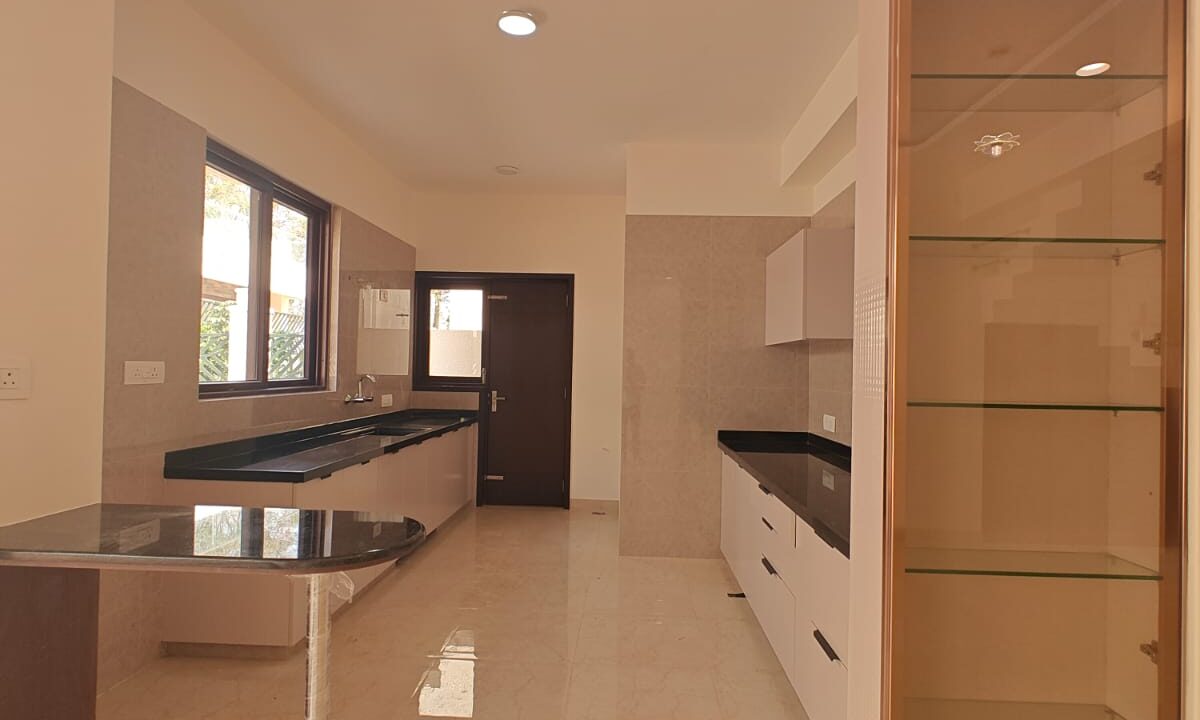 WhatsApp Image 2025-11-26 at 4.31.28 PM (1)