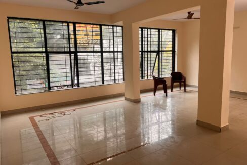 WhatsApp Image 2025-12-02 at 18.11.28