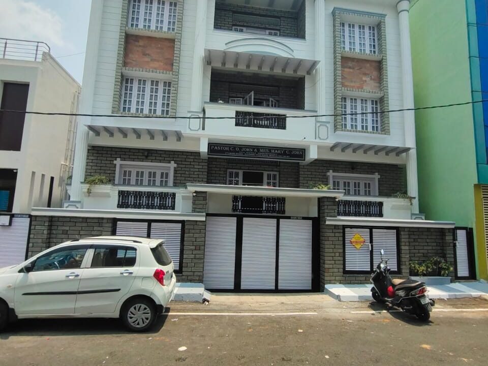 WhatsApp Image 2025-12-04 at 10.10.00 PM