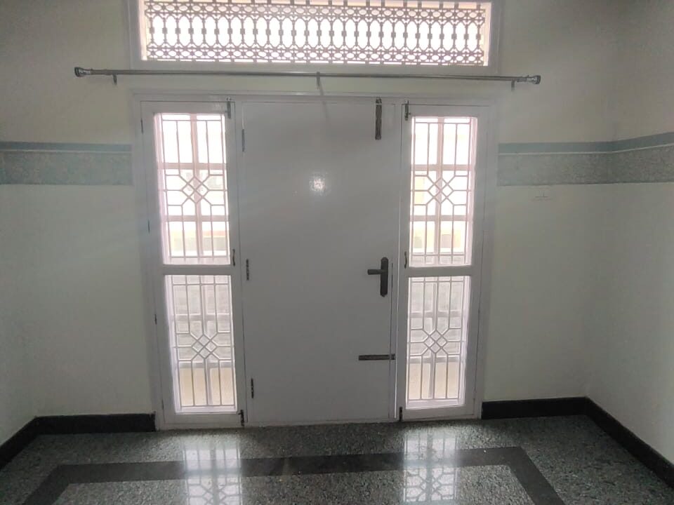 WhatsApp Image 2025-12-04 at 10.10.02 PM (1)