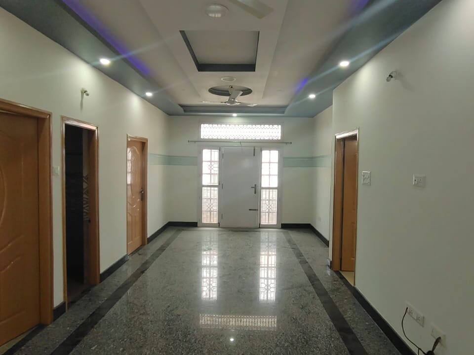 WhatsApp Image 2025-12-04 at 10.10.03 PM