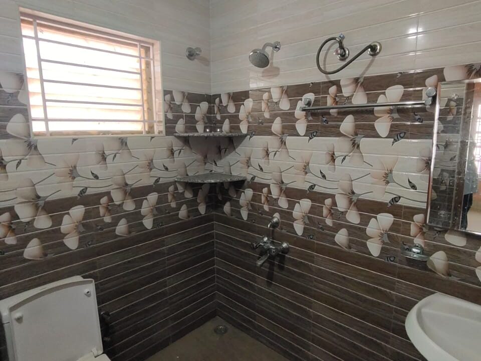 WhatsApp Image 2025-12-04 at 10.10.07 PM (1)