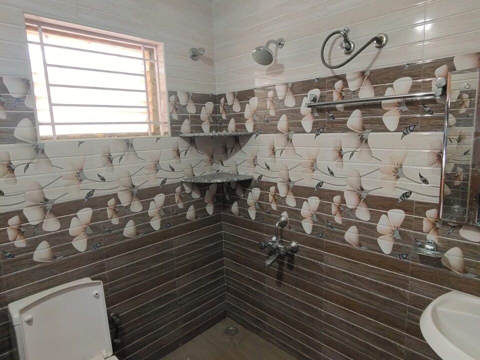 WhatsApp Image 2025-12-04 at 10.10.09 PM