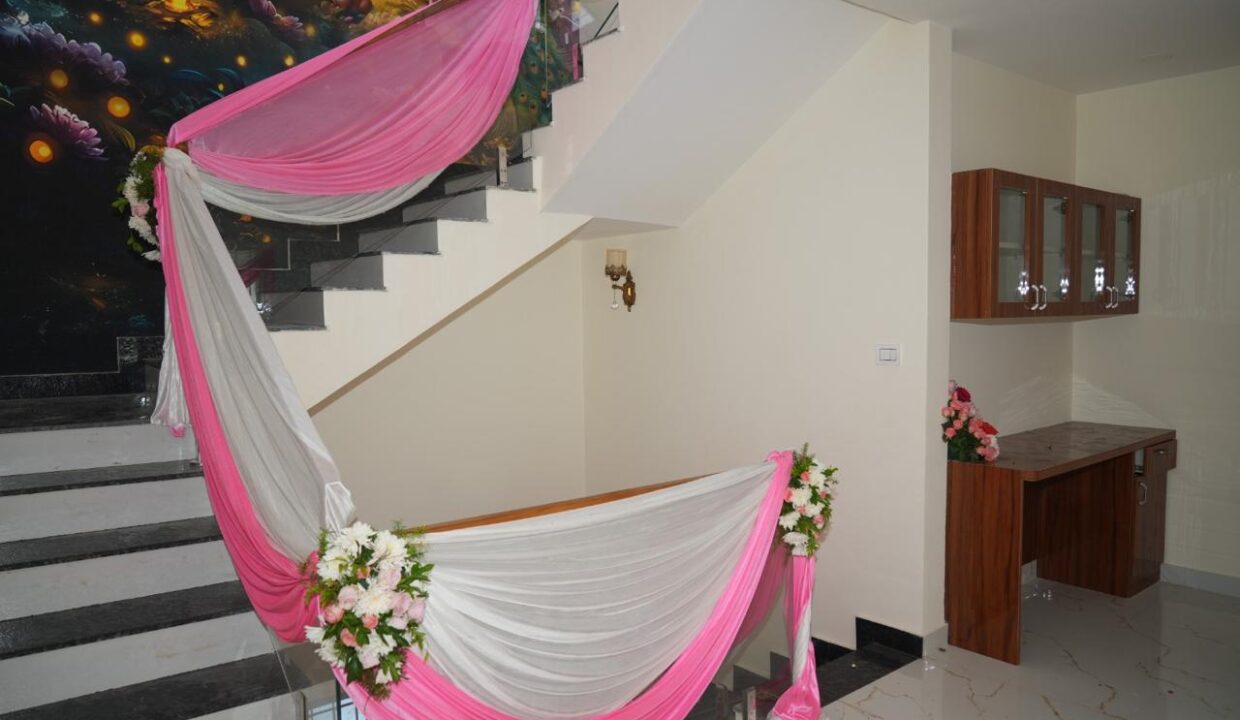 WhatsApp Image 2025-12-05 at 10.10.48 PM (1)