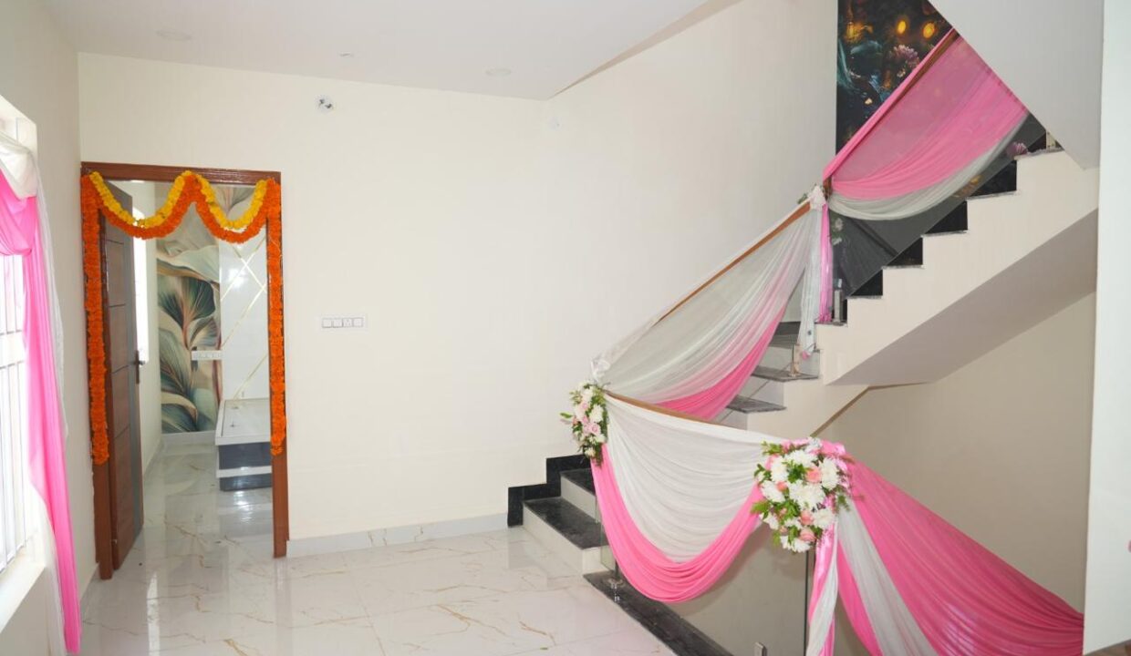 WhatsApp Image 2025-12-05 at 10.10.50 PM (1)