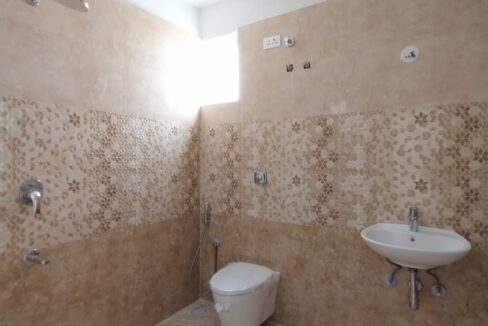 WhatsApp Image 2025-12-06 at 9.10.46 AM (2)