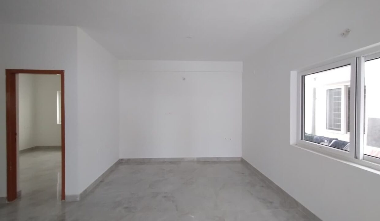 WhatsApp Image 2025-12-06 at 9.10.47 AM (2)