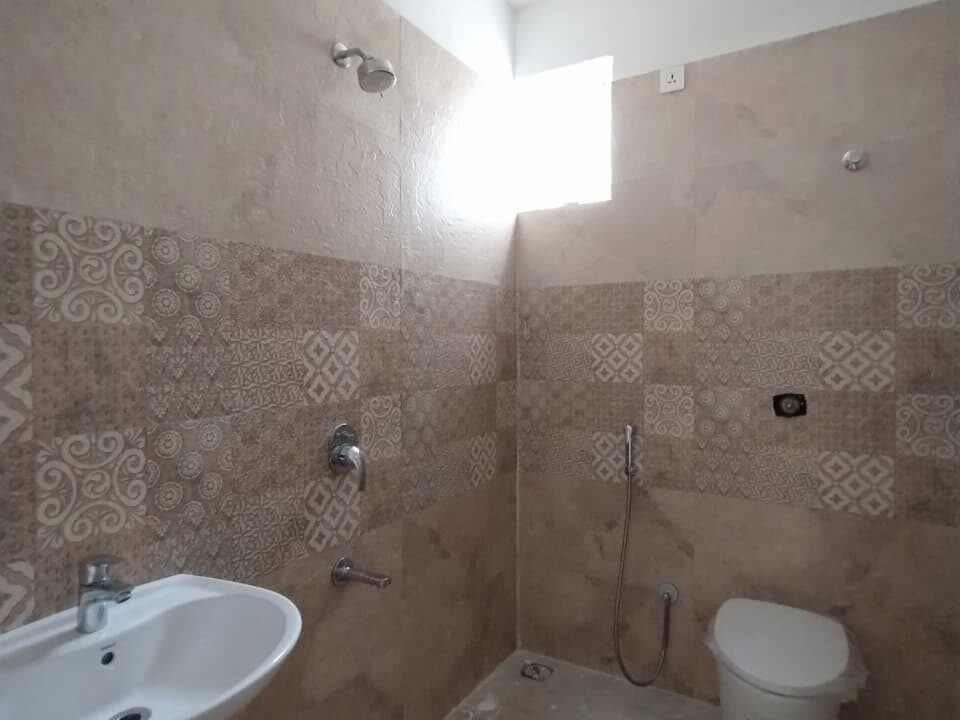 WhatsApp Image 2025-12-06 at 9.10.50 AM (1)