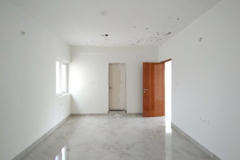 WhatsApp Image 2025-12-06 at 9.10.51 AM (1)