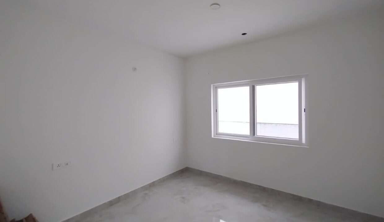 WhatsApp Image 2025-12-06 at 9.10.51 AM