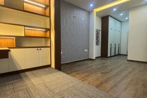 WhatsApp Image 2025-12-07 at 10.53.44 AM (1)