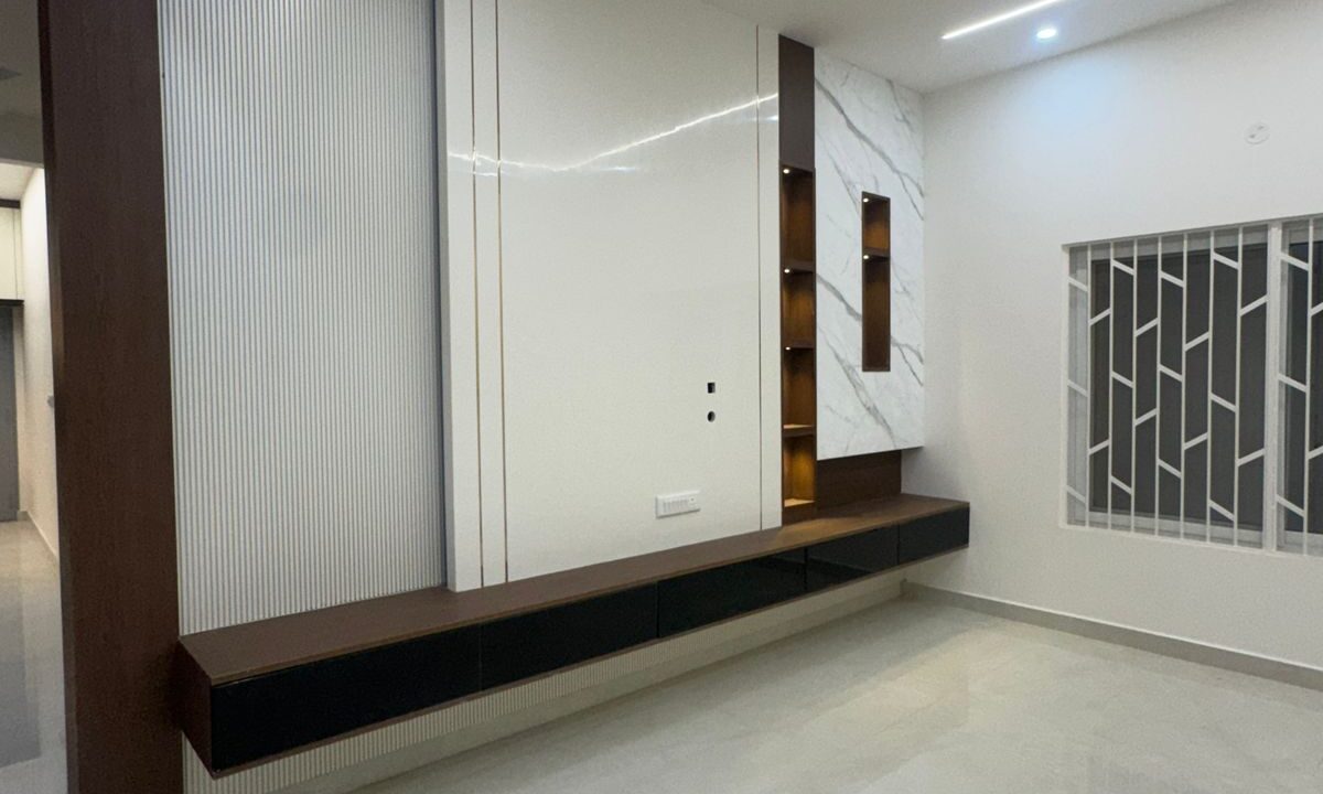 WhatsApp Image 2025-12-07 at 10.53.50 AM