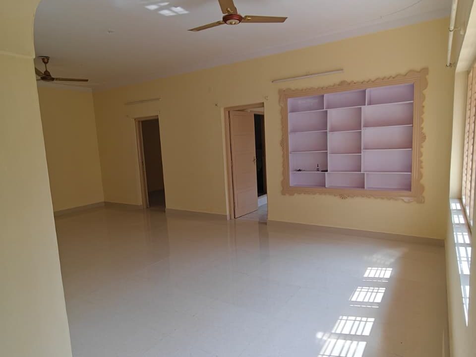 WhatsApp Image 2025-12-07 at 11.48.28 PM