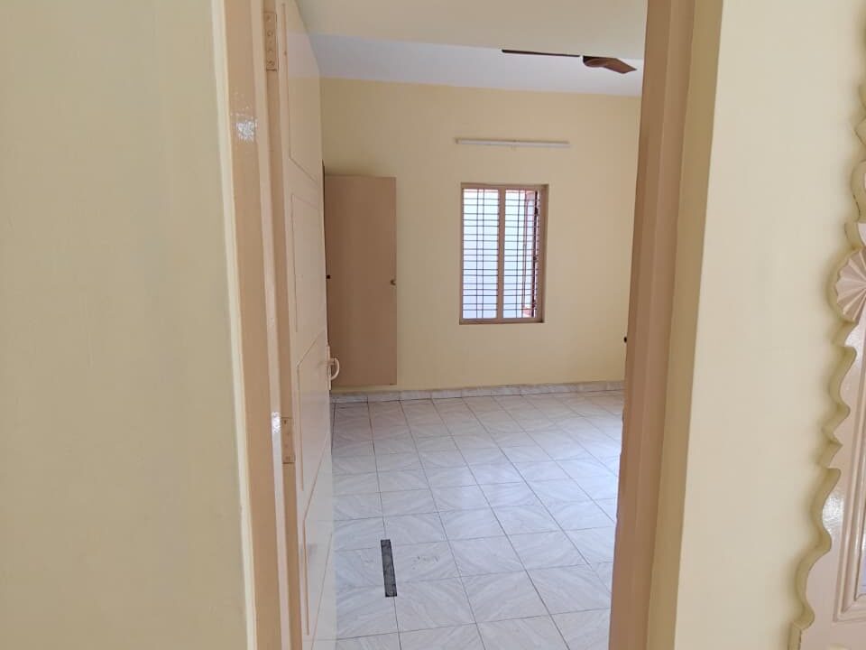 WhatsApp Image 2025-12-07 at 11.49.01 PM