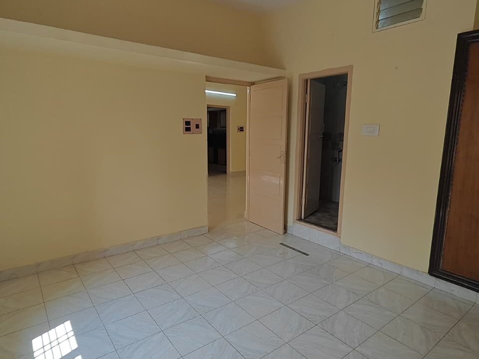 WhatsApp Image 2025-12-07 at 11.49.03 PM