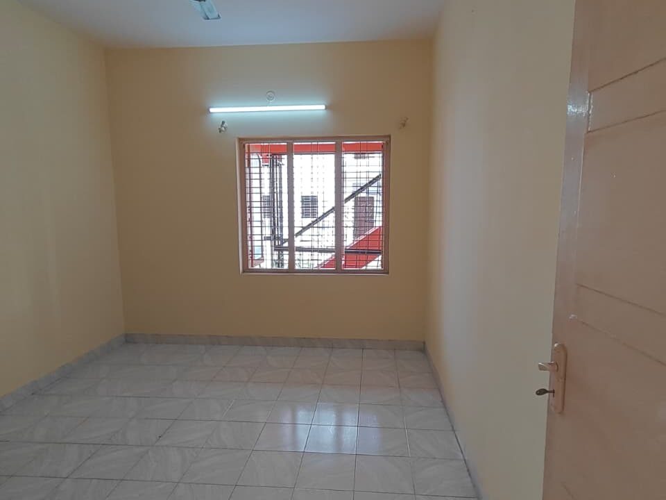 WhatsApp Image 2025-12-07 at 11.49.10 PM