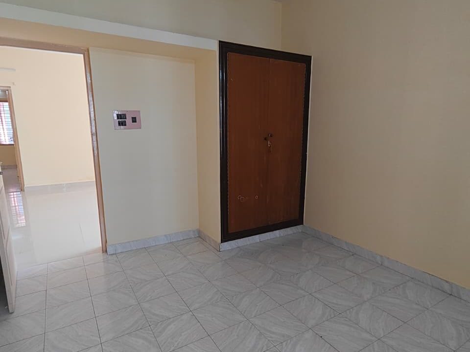 WhatsApp Image 2025-12-07 at 11.49.11 PM (1)