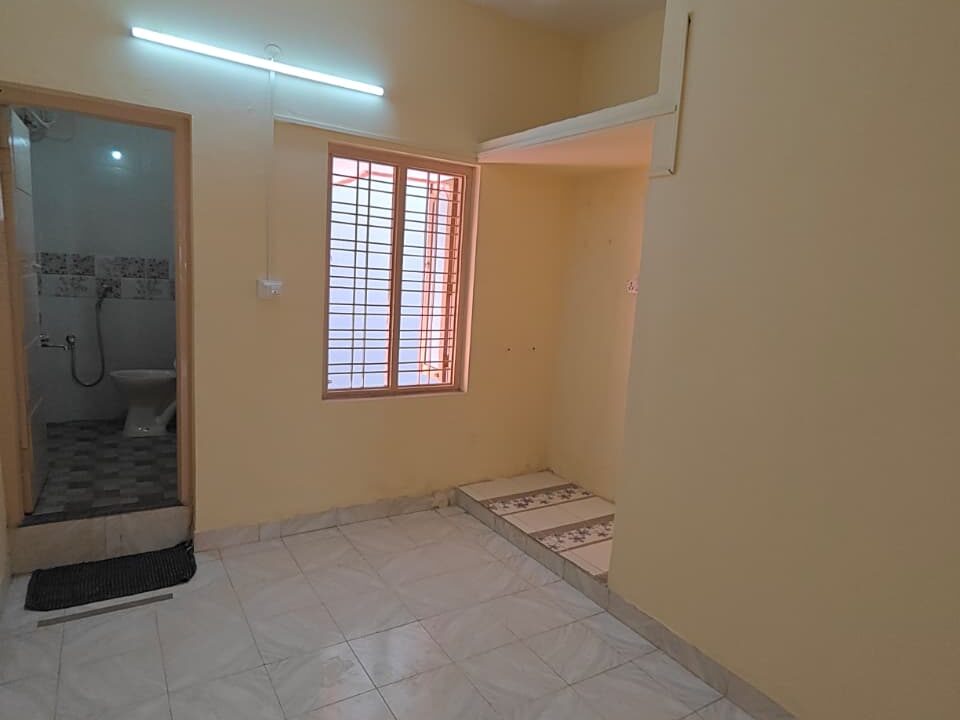 WhatsApp Image 2025-12-07 at 11.49.13 PM (1)