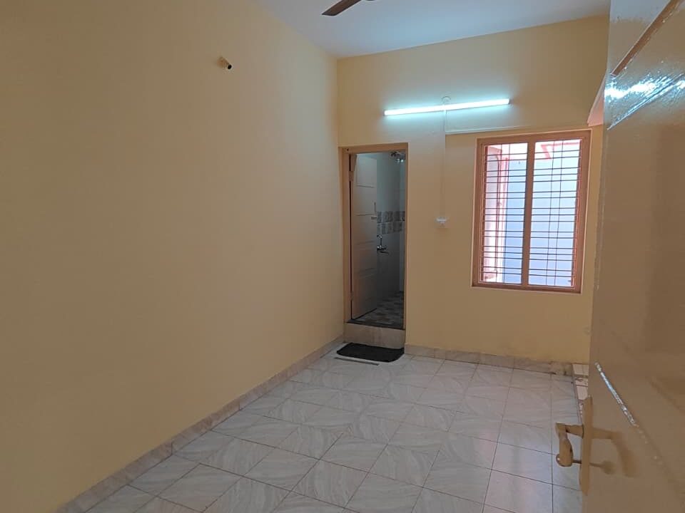 WhatsApp Image 2025-12-07 at 11.49.13 PM