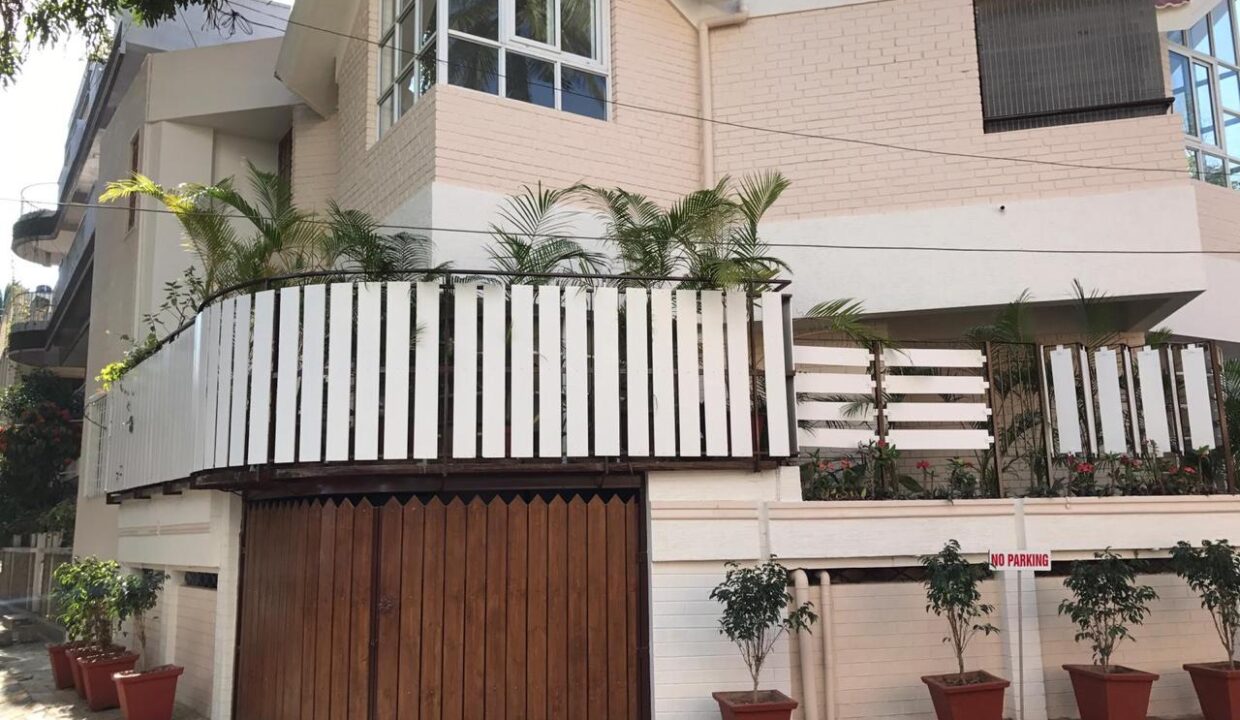 WhatsApp Image 2025-12-08 at 4.20.51 PM (1)