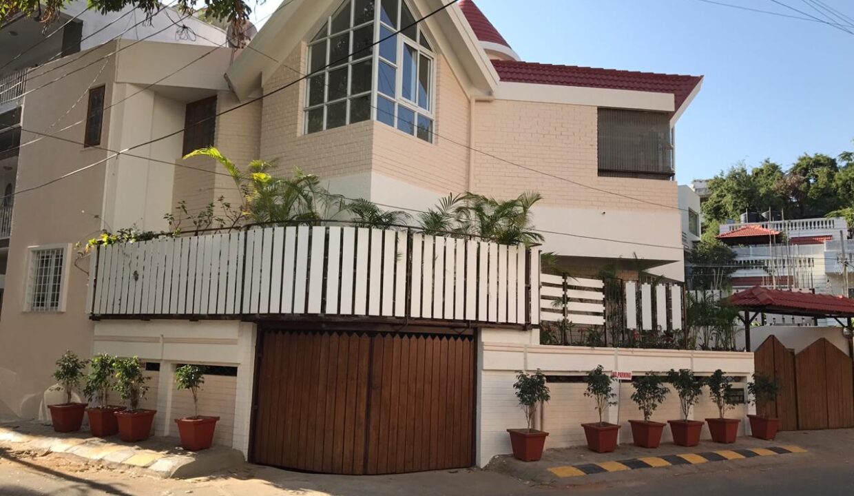 WhatsApp Image 2025-12-08 at 4.20.51 PM