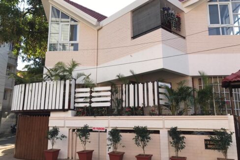 WhatsApp Image 2025-12-08 at 4.20.52 PM (1)