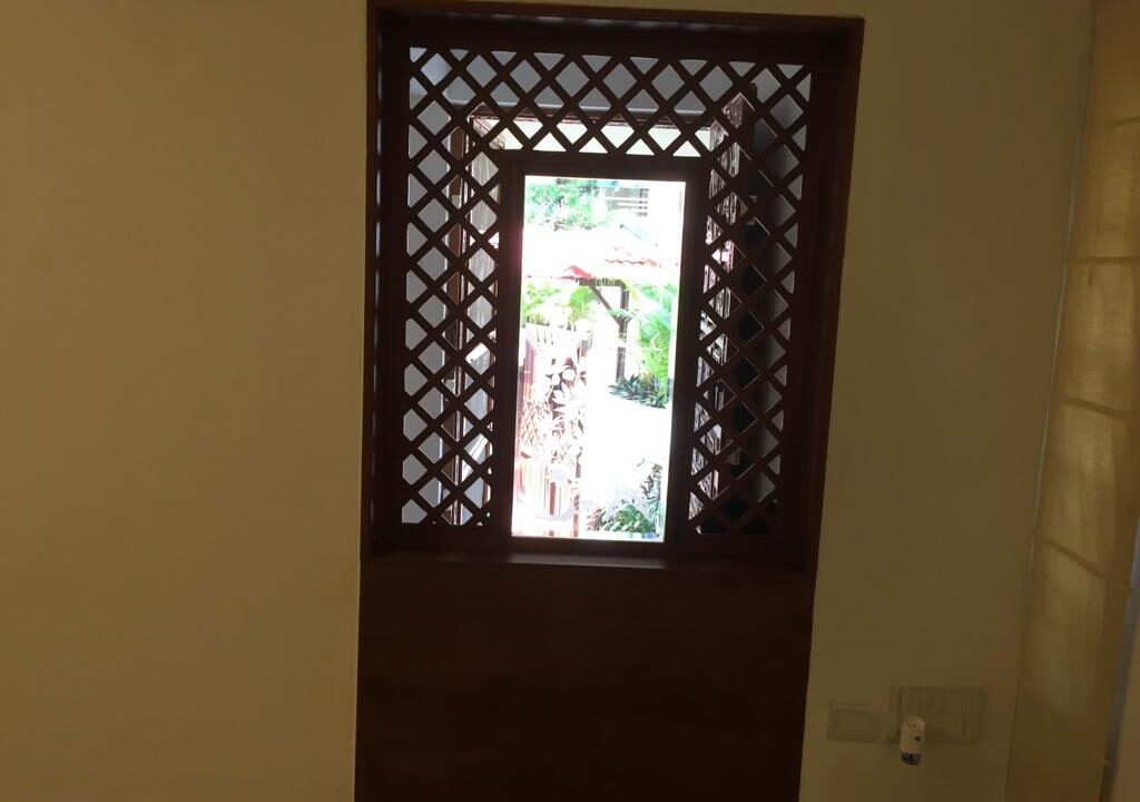 WhatsApp Image 2025-12-08 at 4.20.59 PM (2)