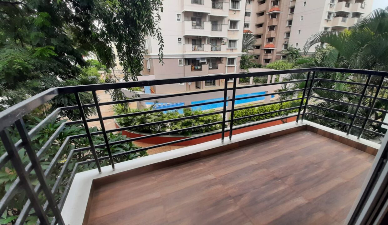 WhatsApp Image 2025-12-08 at 4.24.46 PM (1)