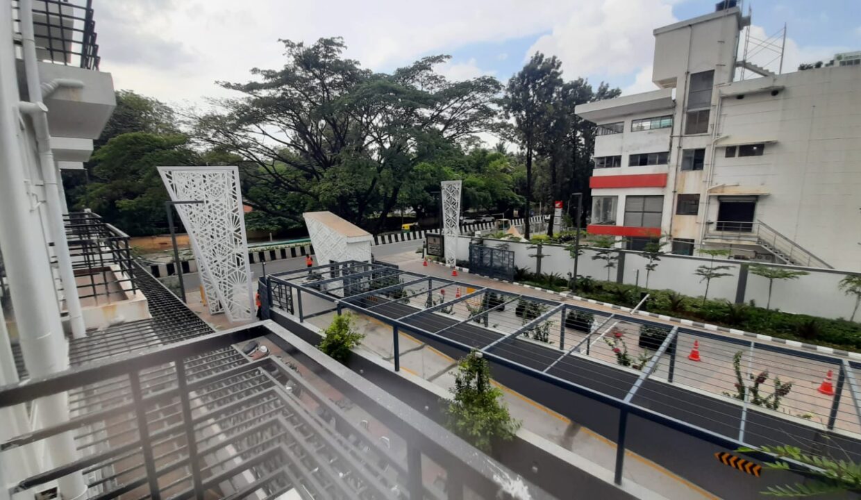 WhatsApp Image 2025-12-08 at 4.24.53 PM (1)