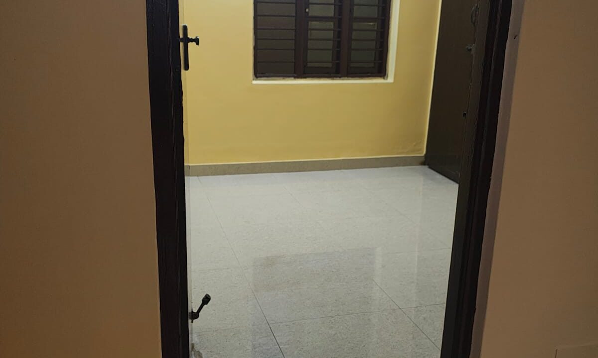 WhatsApp Image 2025-12-10 at 4.04.28 PM (1)