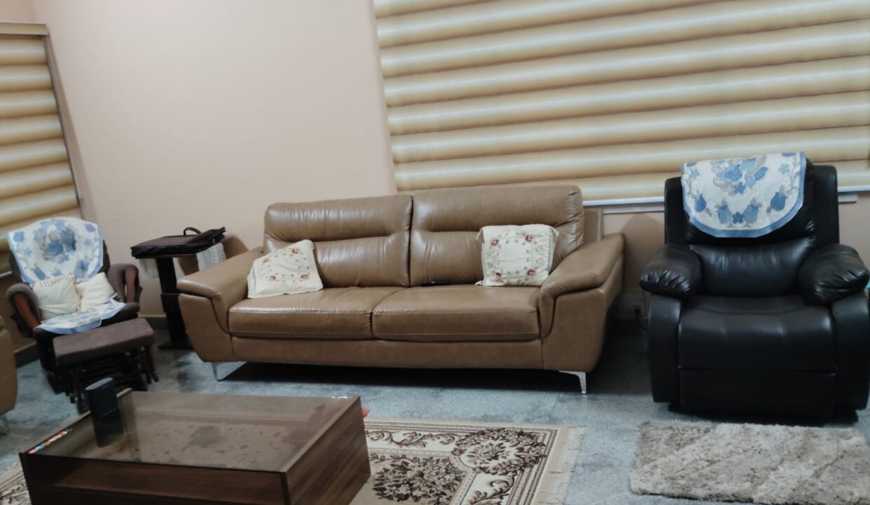 WhatsApp Image 2025-12-10 at 5.00.43 PM (1)