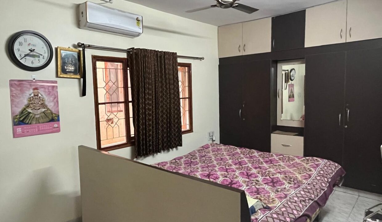 WhatsApp Image 2025-12-18 at 6.37.41 PM