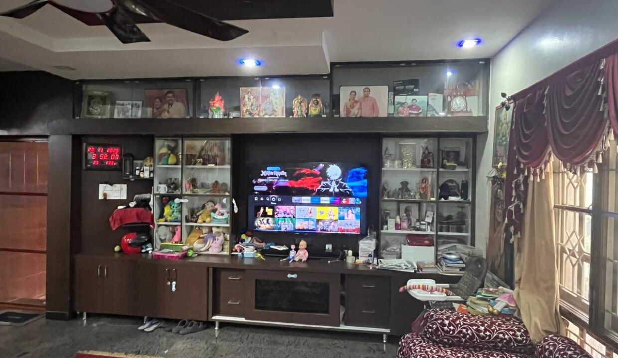 WhatsApp Image 2025-12-18 at 6.37.45 PM