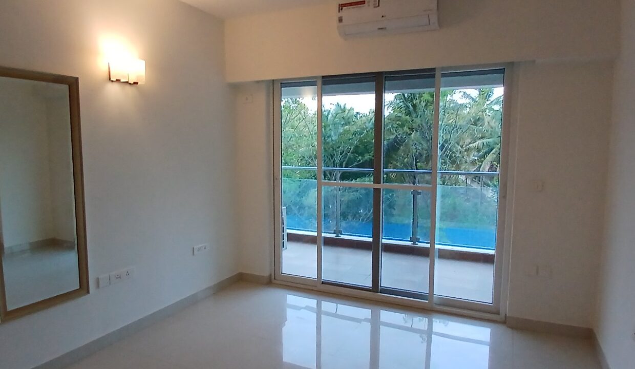 WhatsApp Image 2025-12-24 at 12.42.28 PM (2)