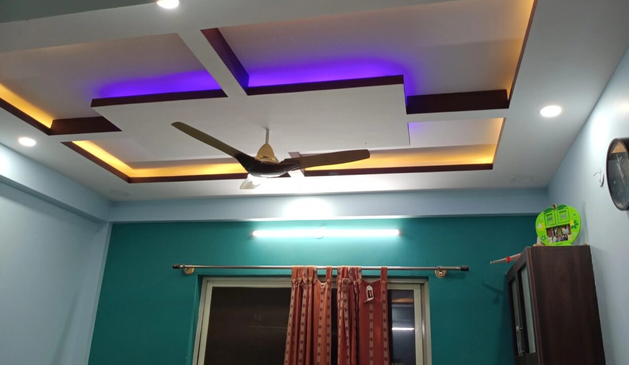 f2fb0590-2cc0-4add-a3b0-7019bada57ce