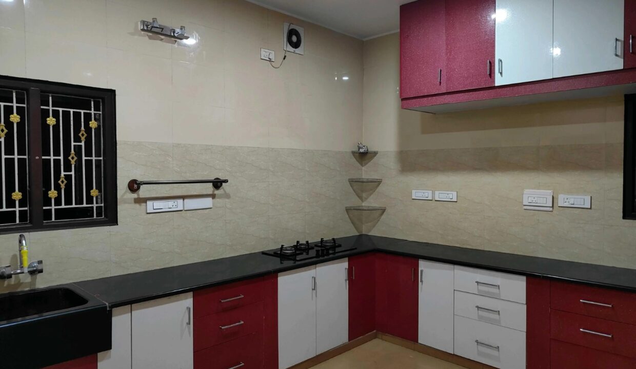 WhatsApp Image 2026-01-06 at 1.00.23 PM