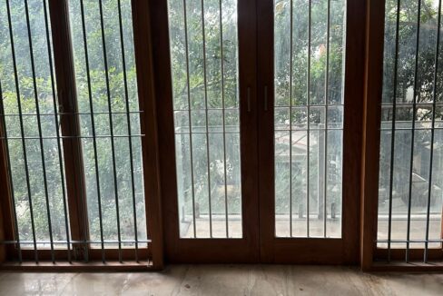 b2002819-b4da-4a2e-94a6-e663bdc3d25e