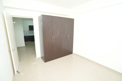 5bc040ff-c763-47bc-b7c1-2a7303c04fdd