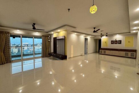 7a56479b-2972-4726-8c1c-3c15945f0977