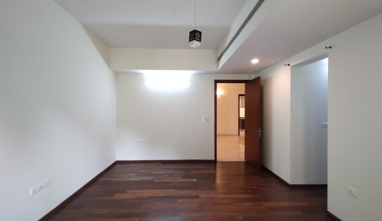 2e32681b-0215-4180-95b0-4b996ffba213